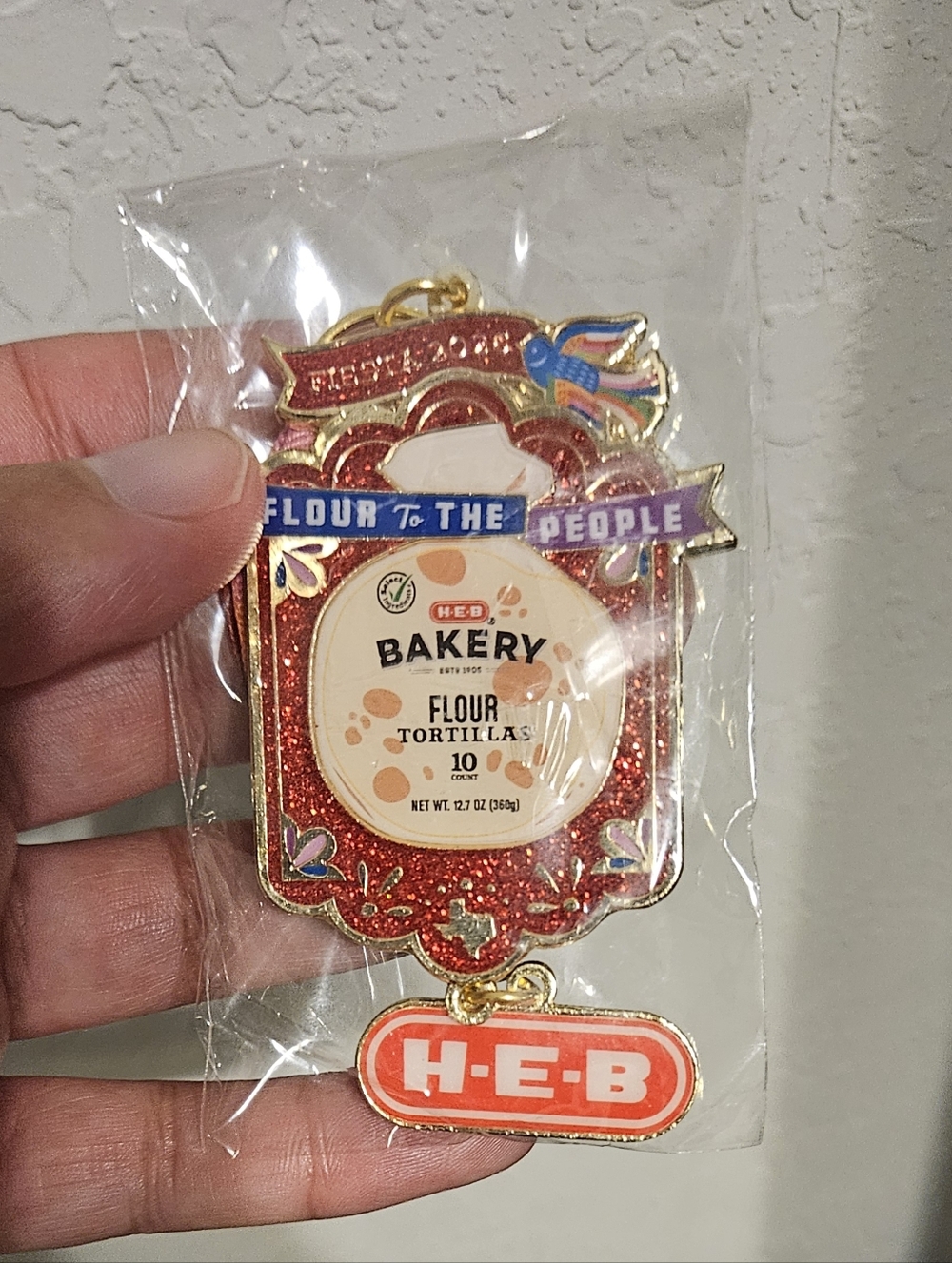 H-E-B Bakery Flour Tortillas Enamel Pin - Red & Gold #2